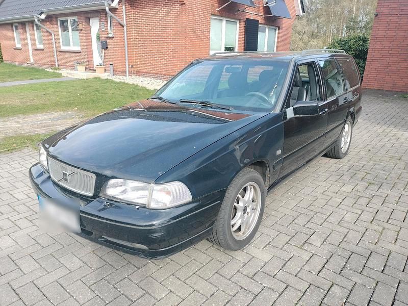 Gebraucht Volvo V70 126 PS (92 kW) 1998 Schwarz Kombi
