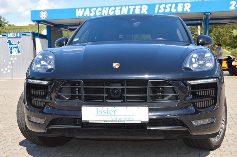 Schwarz Gebraucht 2016 Porsche Macan GTS SUV | 42.500 € (Fairer Preis) - Bild 1/4
