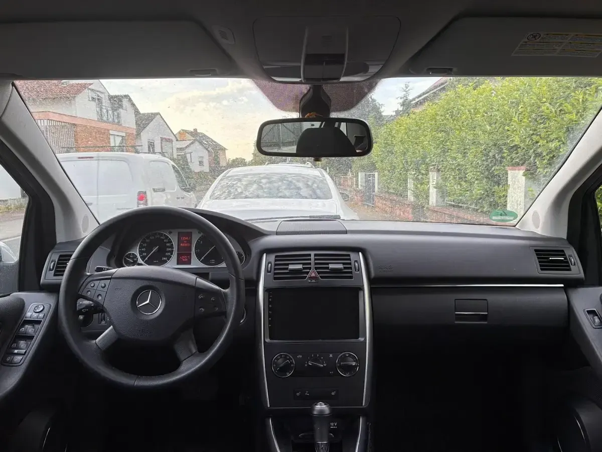 Gebraucht Mercedes B200 2009 Silber Van / Kleinbus