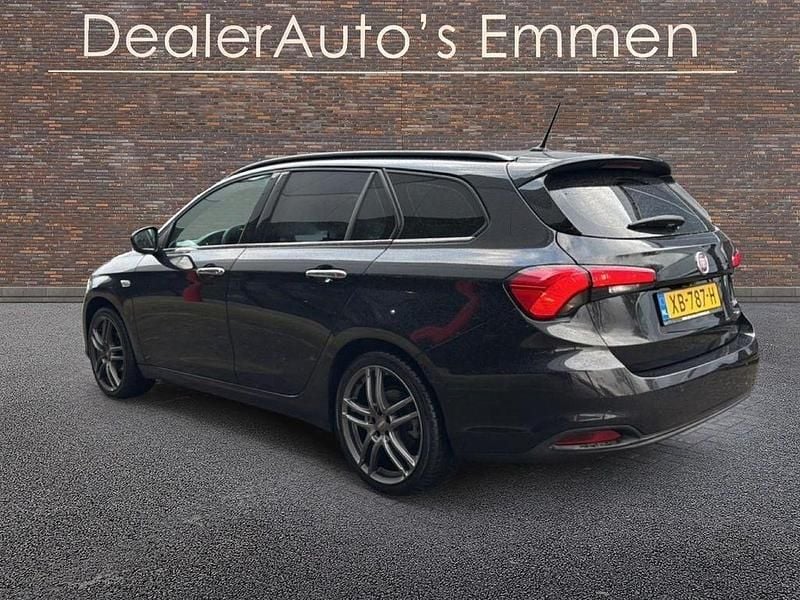 Gebraucht Fiat Tipo 120 PS (88 kW) 2017 Schwarz Kombi