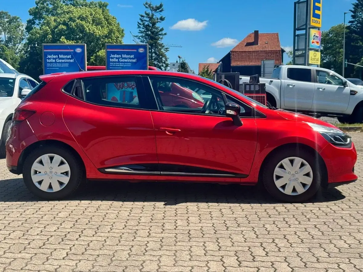 Gebraucht Renault Clio IV Dynamique 73 PS (53 kW) 2015 Rot Kleinwagen