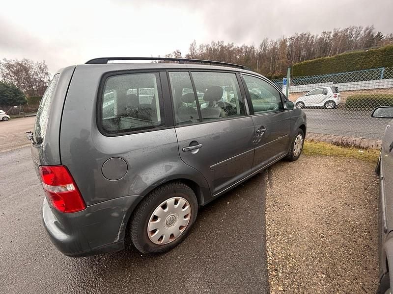 Gebraucht VW Touran 105 PS (77 kW) 2005 Grau Van / Kleinbus