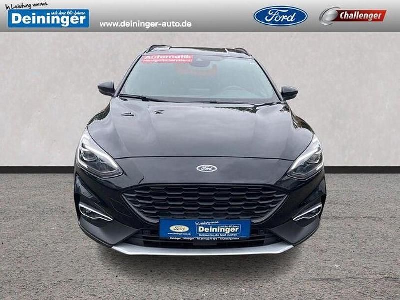 Obsidianschwarz Gebraucht 2021 Ford Focus Active X Kombi | 19.990 € (Etwas zu teuer) - Bild 1/4