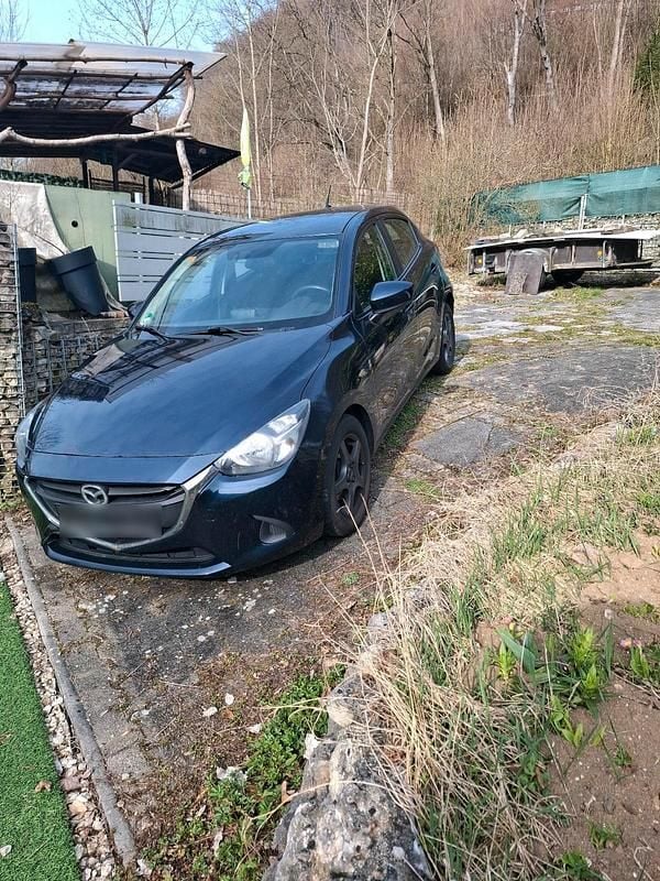Gebraucht Mazda 2 90 PS (66 kW) 2016 Blau Kleinwagen