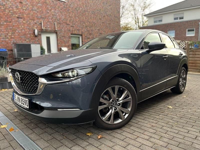 Grau Gebraucht 2020 Mazda CX-30 Selection SUV | 19.888 € (Guter Preis) - Bild 1/4