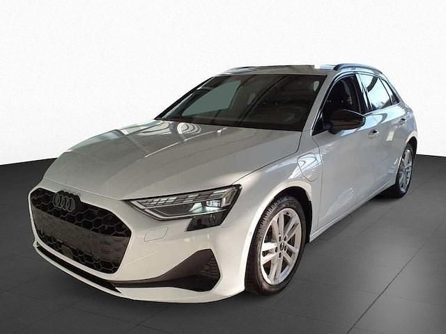 Usata Audi A3 Sportback e-tron Advanced Plus 204 CV (150 kW) 2025 Bianco Utilitaria