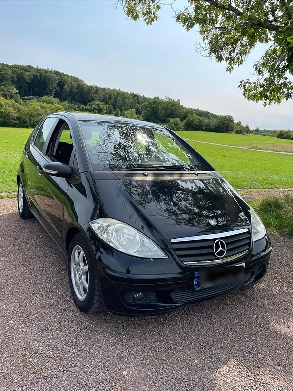 Schwarz Gebraucht 2006 Mercedes A180 Kleinwagen | 3.300 € (Fairer Preis) - Bild 1/4