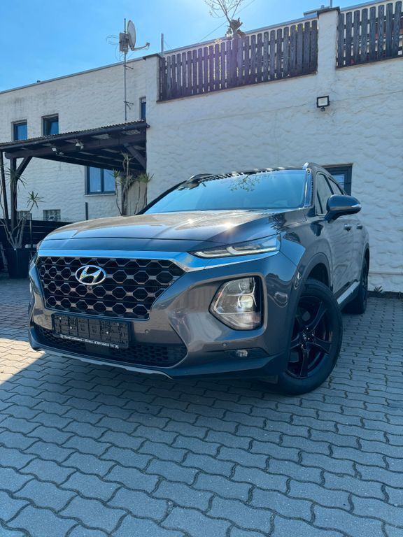 Grau Gebraucht 2019 Hyundai Santa Fe Premium SUV | 21.950 € (Guter Preis) - Bild 1/4