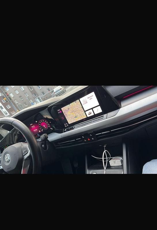 Weiß Gebraucht 2020 VW Golf VIII Kleinwagen | 17.500 € (Guter Preis) - Bild 1/4