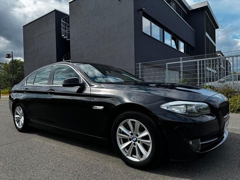 Gebraucht BMW 528 258 PS (189 kW) 2010 Schwarz Limousine