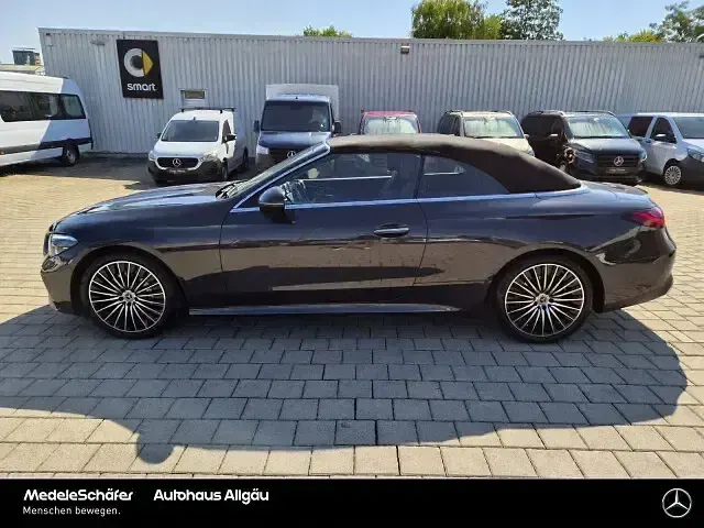 Gebraucht Mercedes CLE200 Advanced Plus 204 PS (150 kW) 2025 Graphitgrau Cabrio