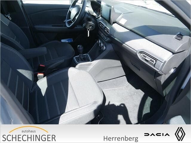 Gebraucht Dacia Sandero Expression 91 PS (66 kW) 2024 Andere farbe Kleinwagen
