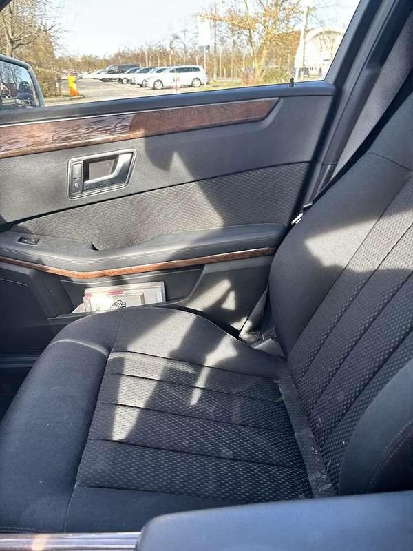 Gebraucht Mercedes E200 Elegance 184 PS (135 kW) 2013 Kombi