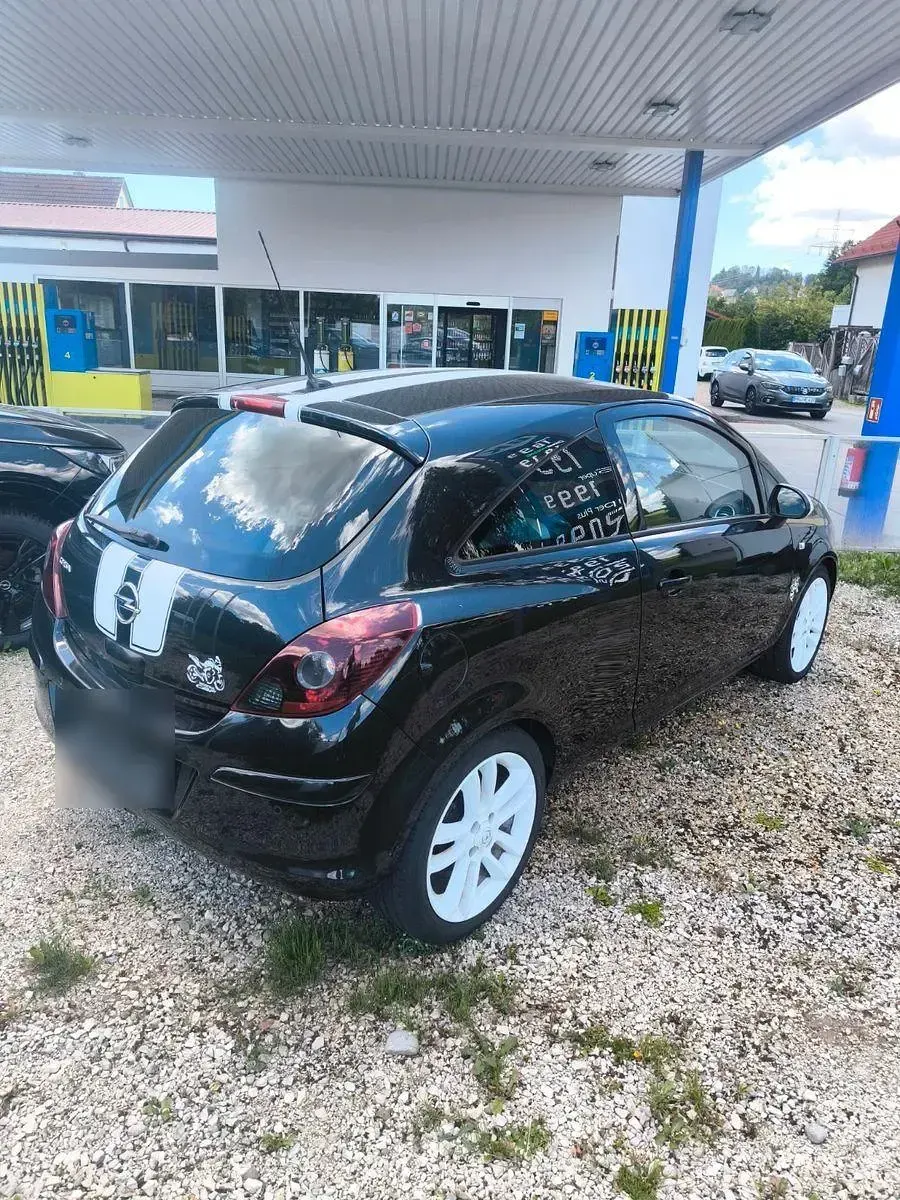 Gebraucht Opel Corsa 87 PS (63 kW) 2012 Schwarz Kleinwagen