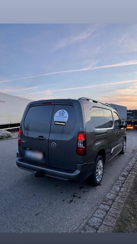Gebraucht Opel Combo 130 PS (95 kW) 2019 Grau Van / Kleinbus
