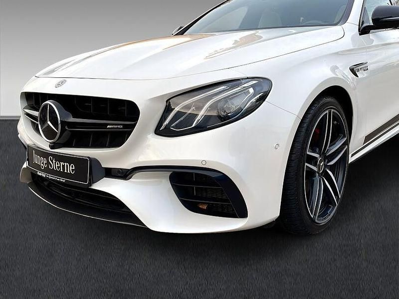 Gebraucht Mercedes E63S AMG AMG 612 PS (450 kW) 2019 Weiß Limousine