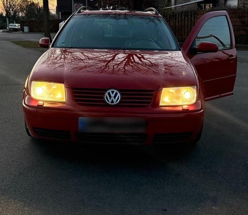 Gebraucht VW Bora 110 PS (80 kW) 2004 Rot Kombi