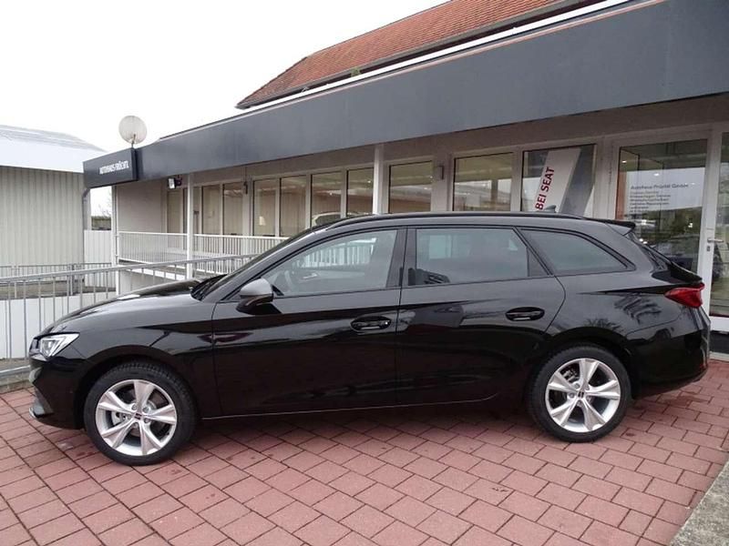 Gebraucht Seat Leon FR 150 PS (110 kW) 2024 Midnight schwarz (metallic) Kombi