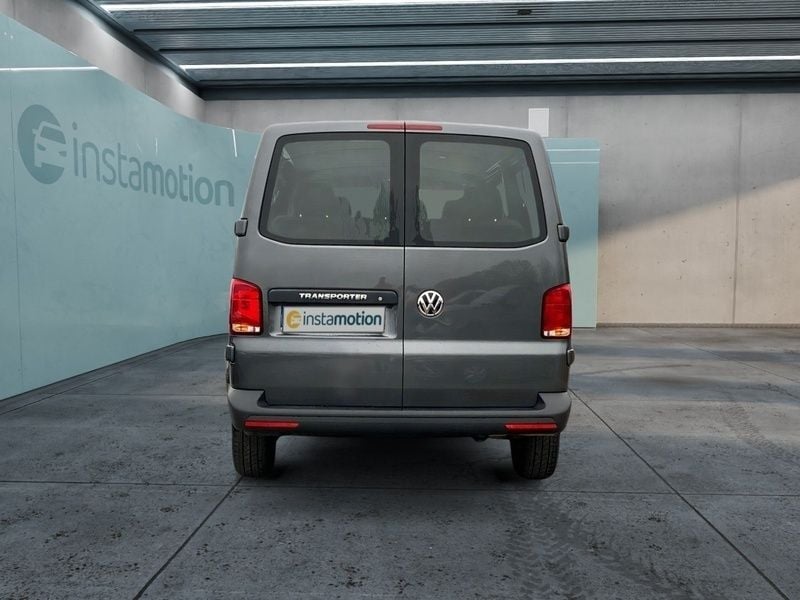 Gebraucht VW T6.1 150 PS (110 kW) 2024 Grau Van