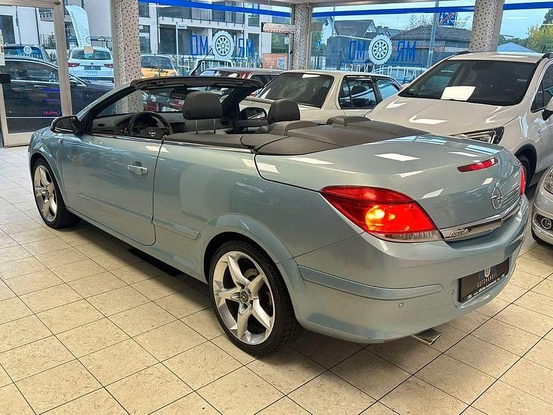 Gebraucht Opel Astra Cabriolet 140 PS (102 kW) 2009 Blau Cabrio