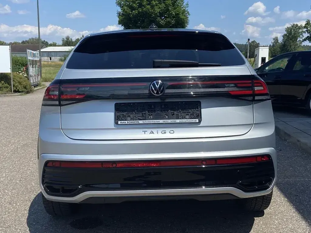 Gebraucht VW Taigo R-line 150 PS (110 kW) 2024 Reflexsilber metallic SUV
