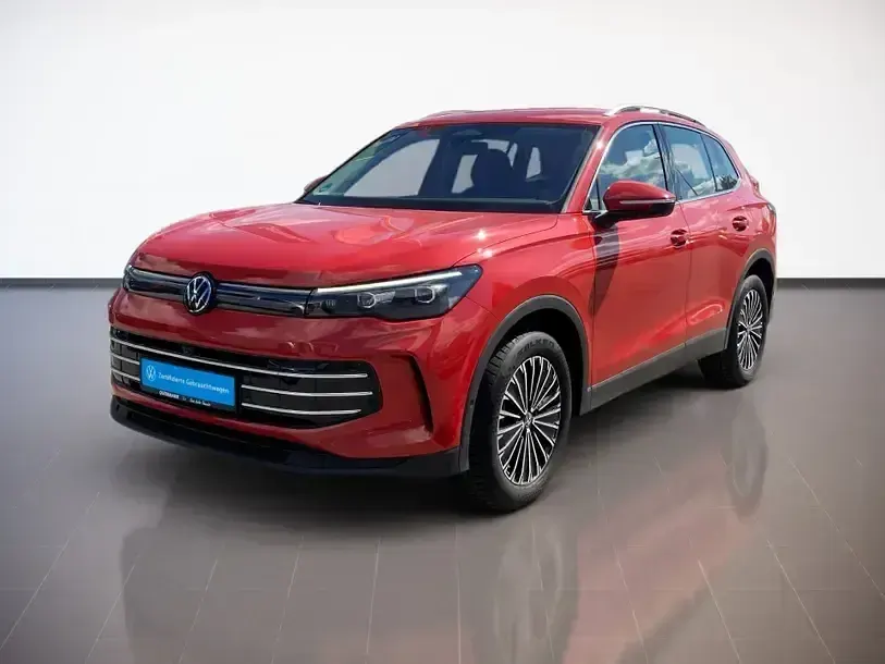 Gebraucht VW Tiguan Elegance 150 PS (110 kW) 2025 Persimmon red SUV