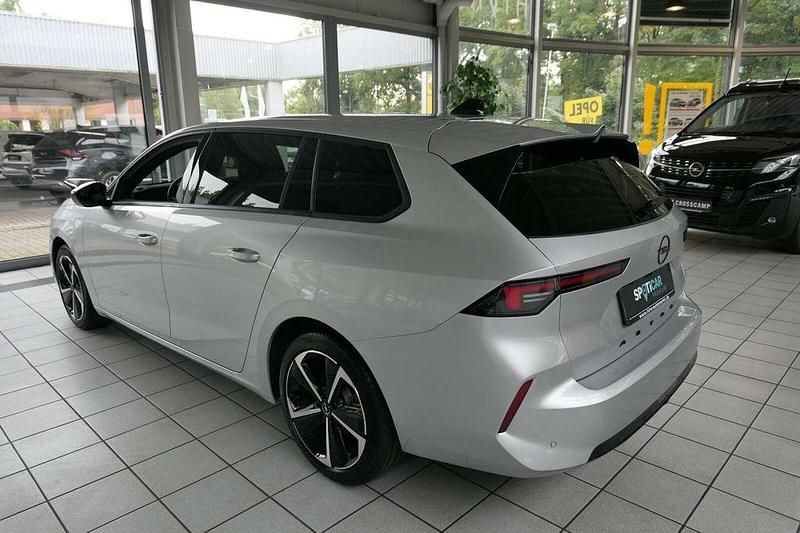 Gebraucht Opel Astra 131 PS (96 kW) 2024 Silber Limousine