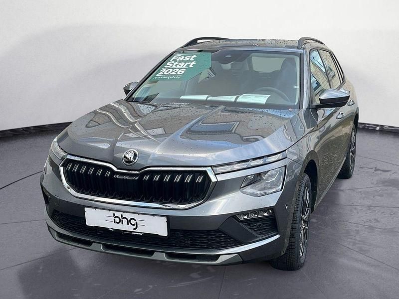 Neu Skoda Kamiq Tour 150 PS (110 kW) 2025 Grau SUV