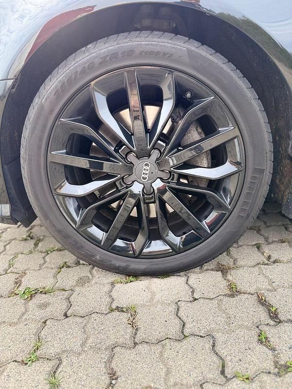 Gebraucht Audi A6 Ambiente 272 PS (200 kW) 2019 Schwarz Kombi