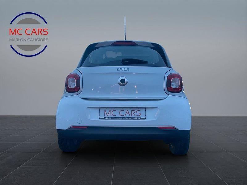 Gebraucht Smart ForFour Passion 71 PS (52 kW) 2014 Silber Kleinwagen