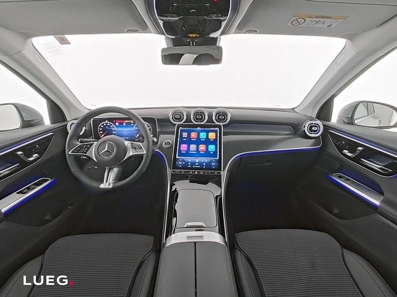 Gebraucht Mercedes GLC200 Avantgarde 204 PS (150 kW) 2024 Grau SUV