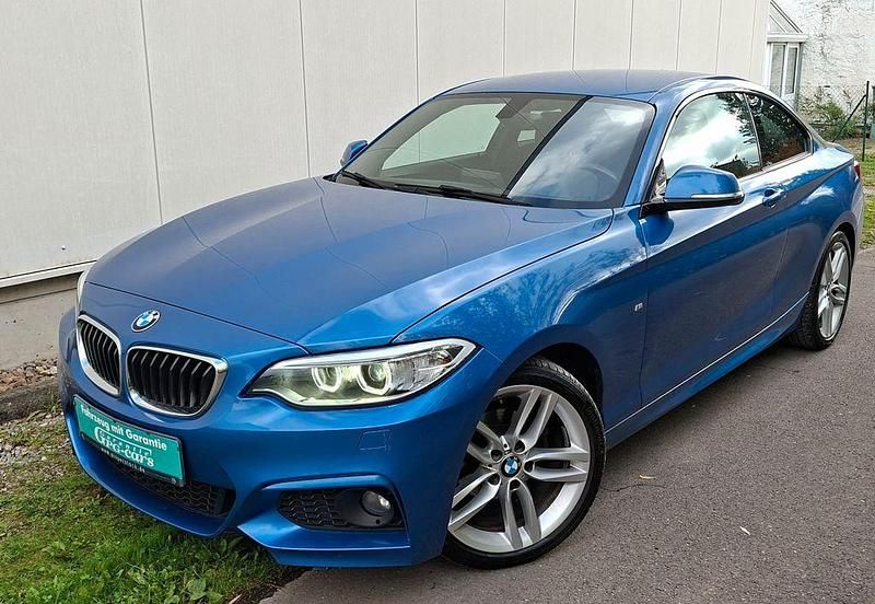 Blau Gebraucht 2016 BMW 218 M Sport Coupé | 16.499 € (Fairer Preis) - Bild 1/4