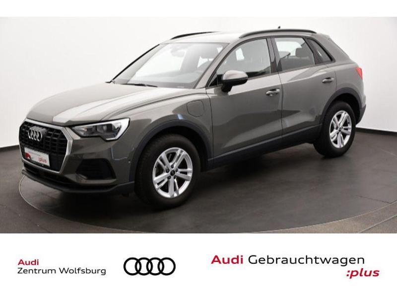 Chronosgrau metallic (metallic) Gebraucht 2022 Audi Q3 SUV | 27.980 € (Superpreis) - Bild 1/4