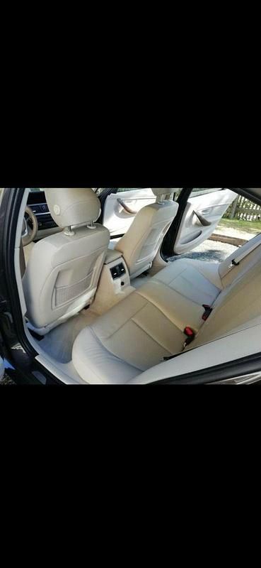 Gebraucht BMW 320 Luxury Line 184 PS (135 kW) 2012 Weiß Limousine