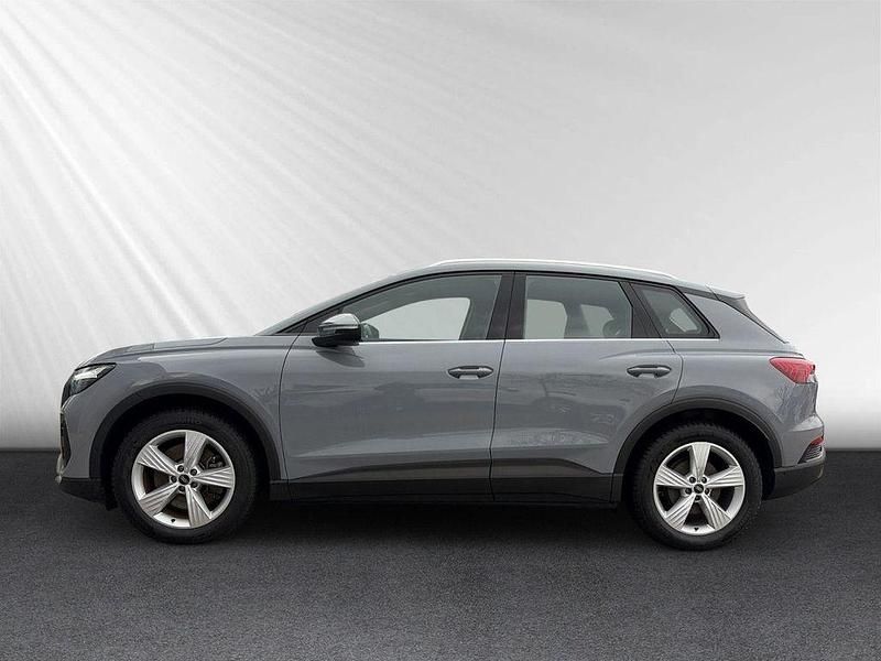 Gebraucht Audi Q4 e-tron Comfort 150 kW (204 PS) 2022 Kieselgrau SUV