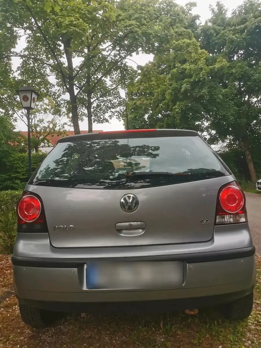 Gebraucht VW Polo 75 PS (55 kW) 2006 Silber Kleinwagen