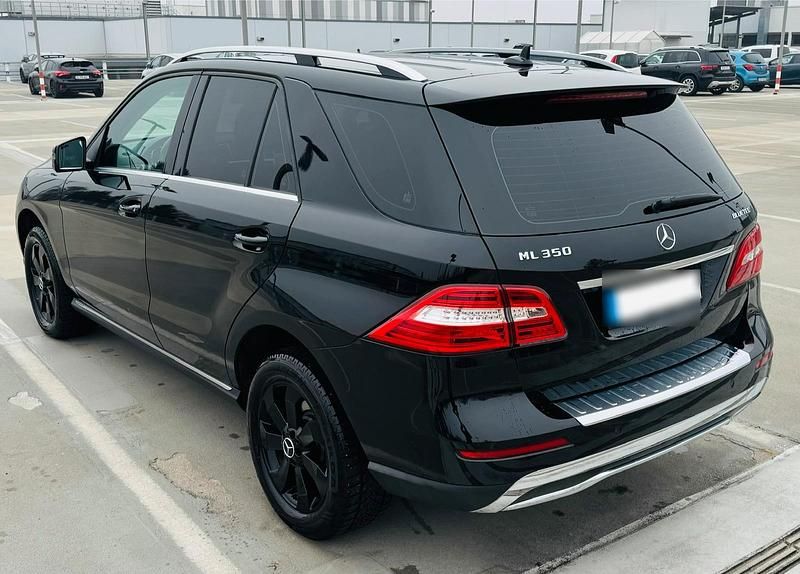 Gebraucht Mercedes ML350 258 PS (189 kW) 2013 Schwarz SUV