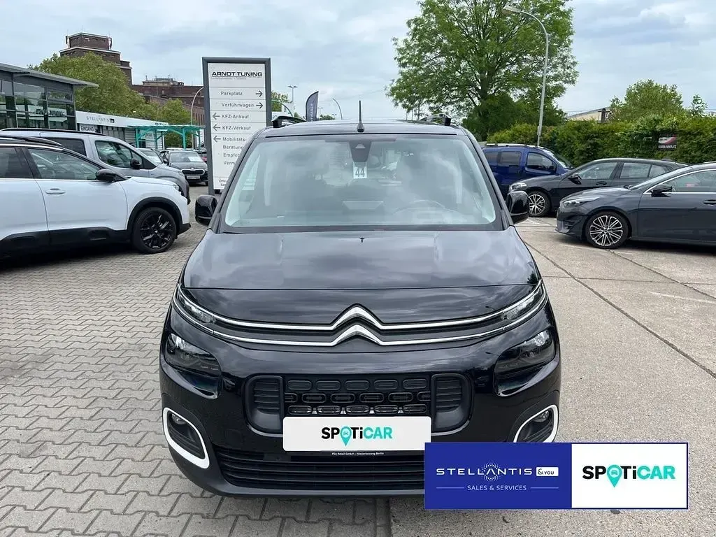 Gebraucht Citroën Berlingo Shine 131 PS (96 kW) 2019 Schwarz Van / Kleinbus