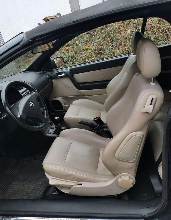 Gebraucht Opel Astra Cabriolet 103 PS (75 kW) 2004 Blau Cabrio