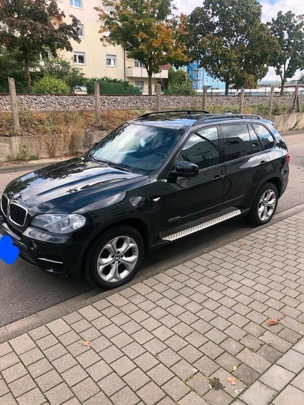 Schwarz Gebraucht 2010 BMW X5 SUV | 16.900 € - Bild 1/4