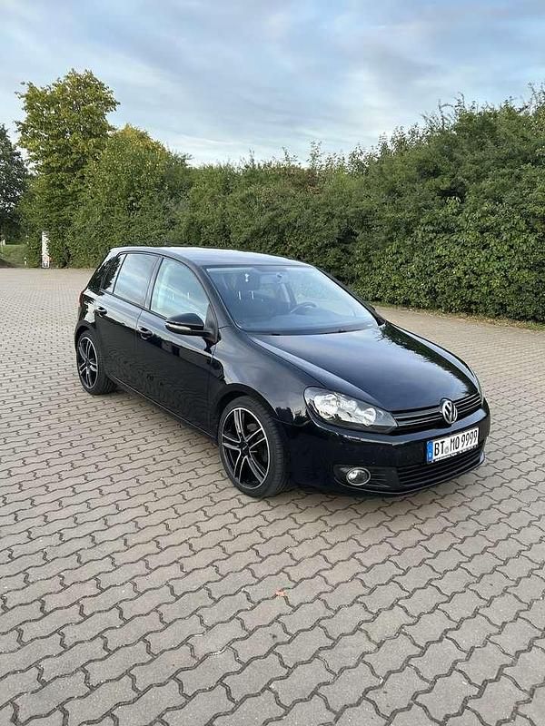 Schwarz Gebraucht 2011 VW Golf VI Comfortline Kleinwagen | 5.000 € (Fairer Preis) - Bild 1/4