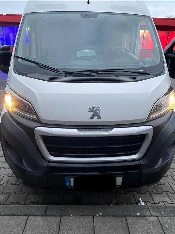 Gebraucht Peugeot Boxer Premium 165 PS (121 kW) 2019 Van