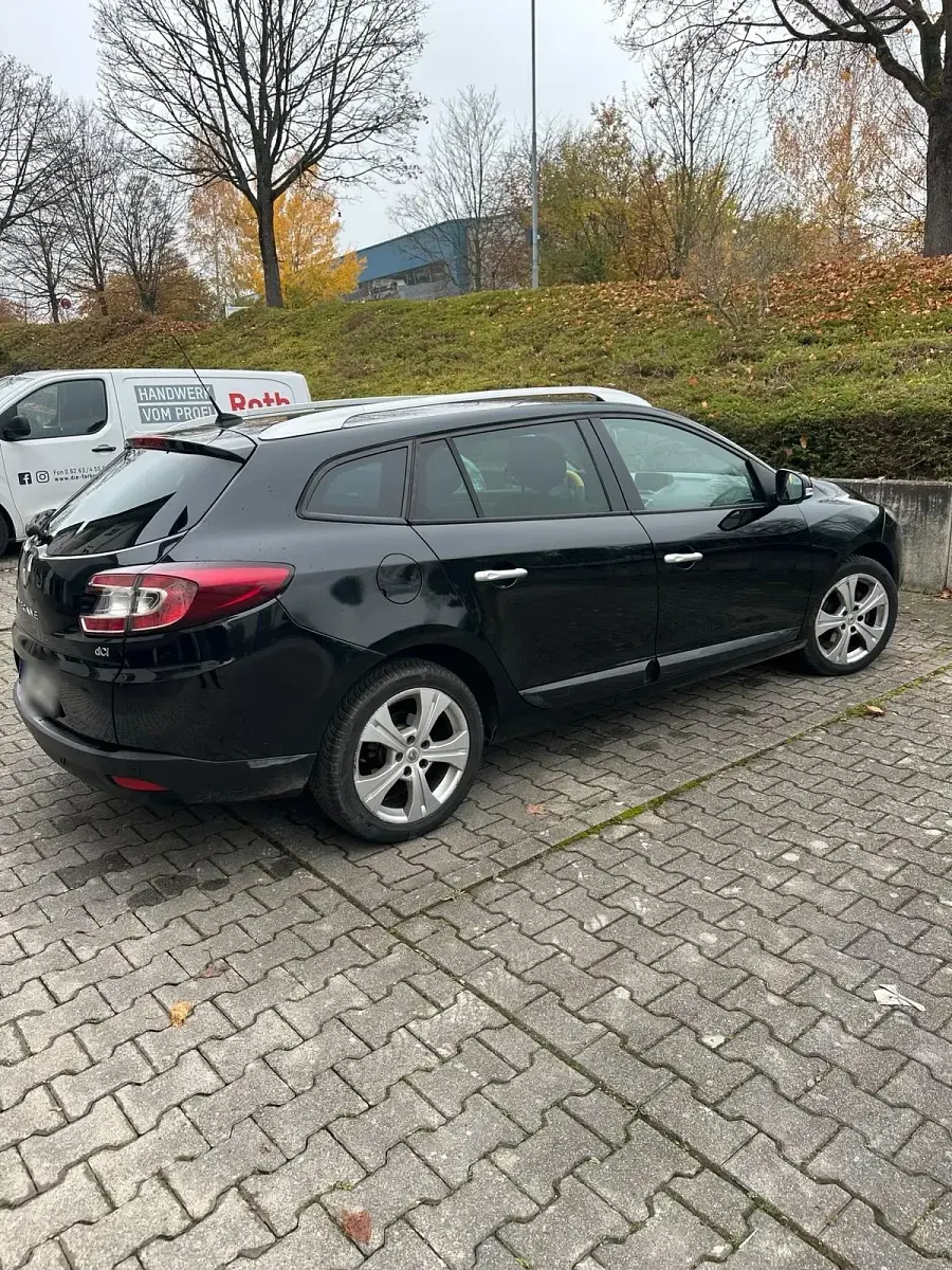 Gebraucht Renault Mégane GrandTour 110 PS (80 kW) 2024 Schwarz Kombi