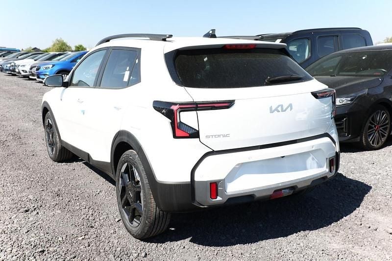 Neu Kia Stonic 114 PS (83 kW) 2026 Snow white pearl SUV