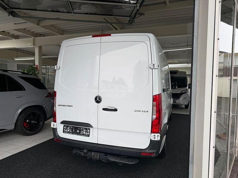 Gebraucht Mercedes Sprinter 150 PS (110 kW) 2022 Weiß Van