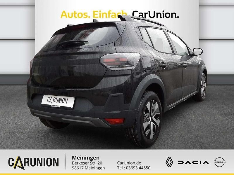 Neu Dacia Sandero Expression 110 PS (80 kW) 2025 Perlmuttschwarz metallic Limousine