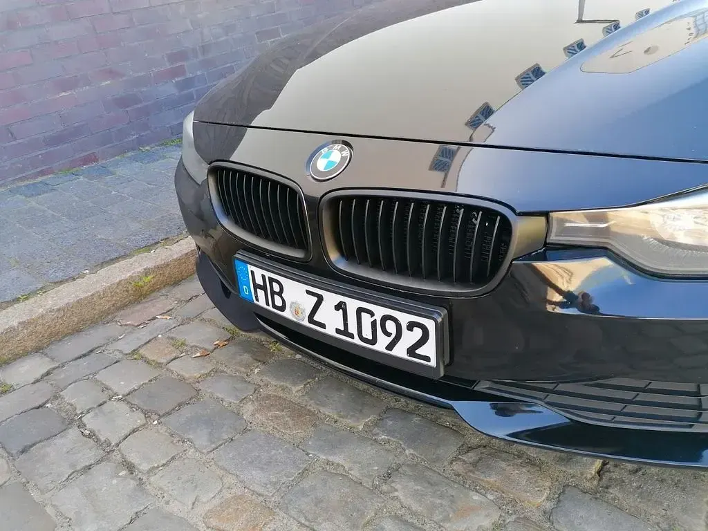Gebraucht BMW 318 143 PS (105 kW) 2013 Schwarz Kombi