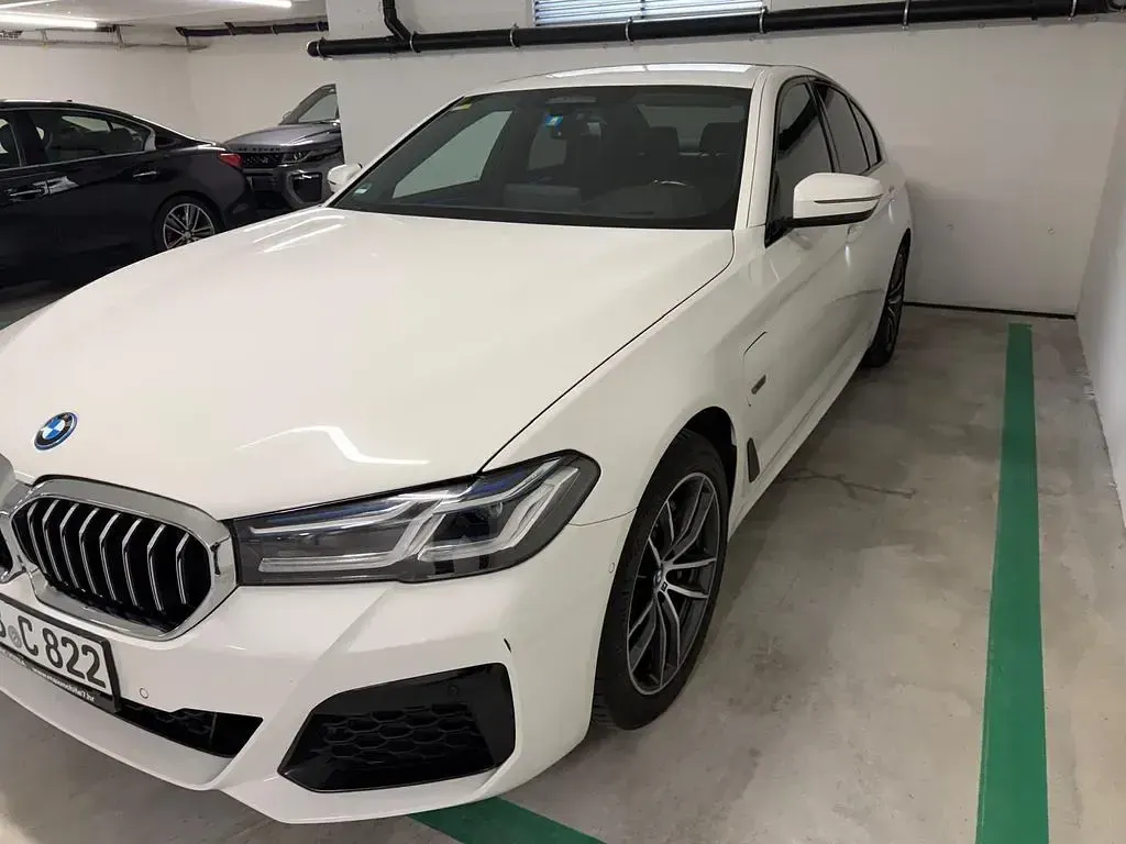 Gebraucht BMW 530e Performance 292 PS (214 kW) 2023 Limousine