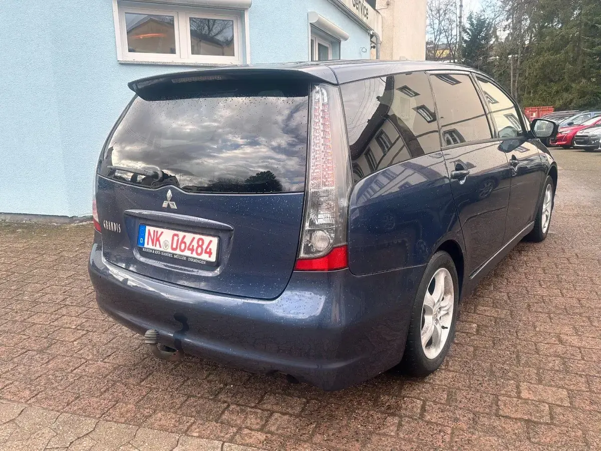 Gebraucht Mitsubishi Grandis 165 PS (121 kW) 2005 Blau Van / Kleinbus