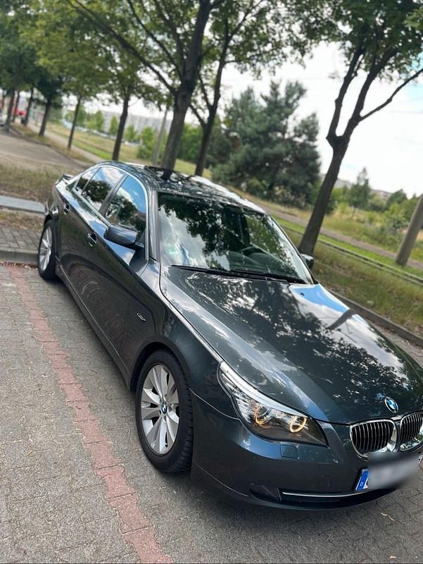 Gebraucht BMW 523 190 PS (139 kW) 2007 Limousine